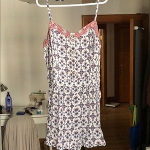 Beautiful rumper with a Marocain design